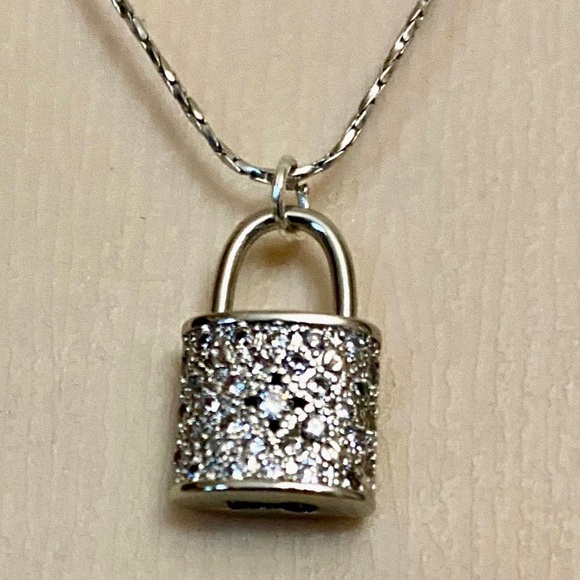 Silver Tone Elegant Padlock Charm with 16in Chain Necklace - Picture 3 of 12